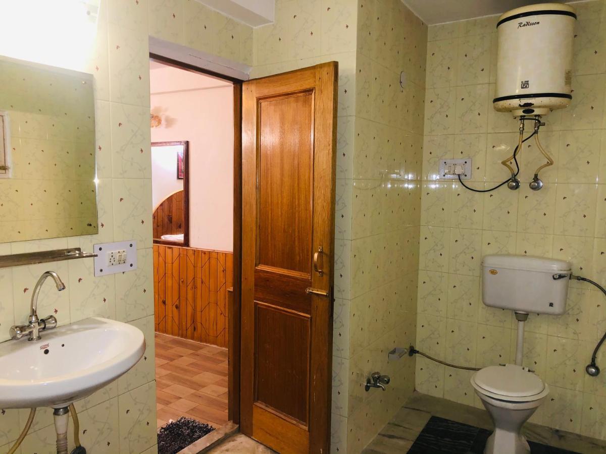 Hadimba Regency Vandrarhem Manāli Exteriör bild